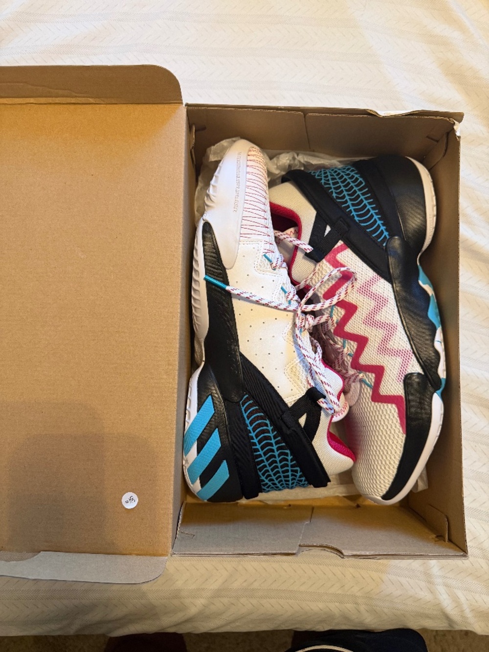Adidas Marvel Spider Gwen Donovan Mitchell DON Issue 2 Size 12.5  Spider Man